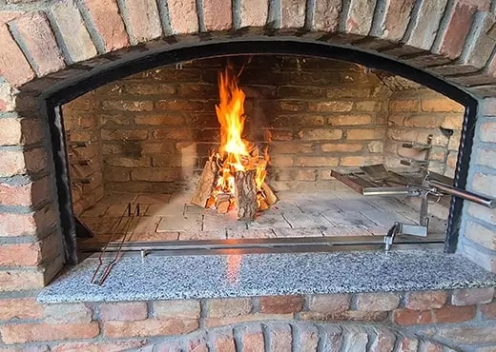 Barbecue: come risolvere il problema del fumo in eccesso all’interno dell’ ambiente